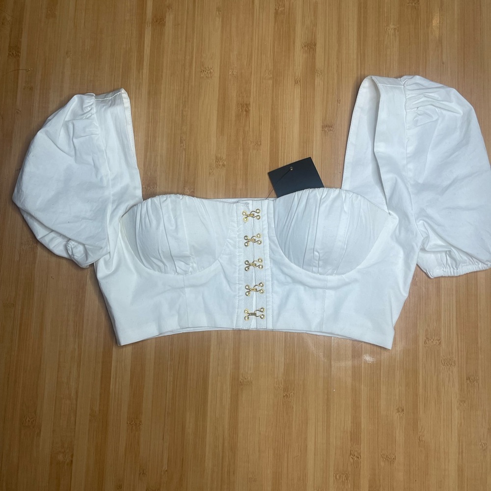 NWT White Puff Sleeve Crop Top